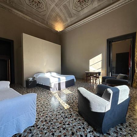 Апартаменты Palazzo Del Settecento Равенна Экстерьер фото